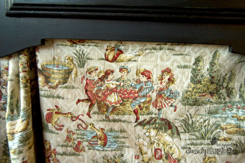 Skirt-China-Hutch-3